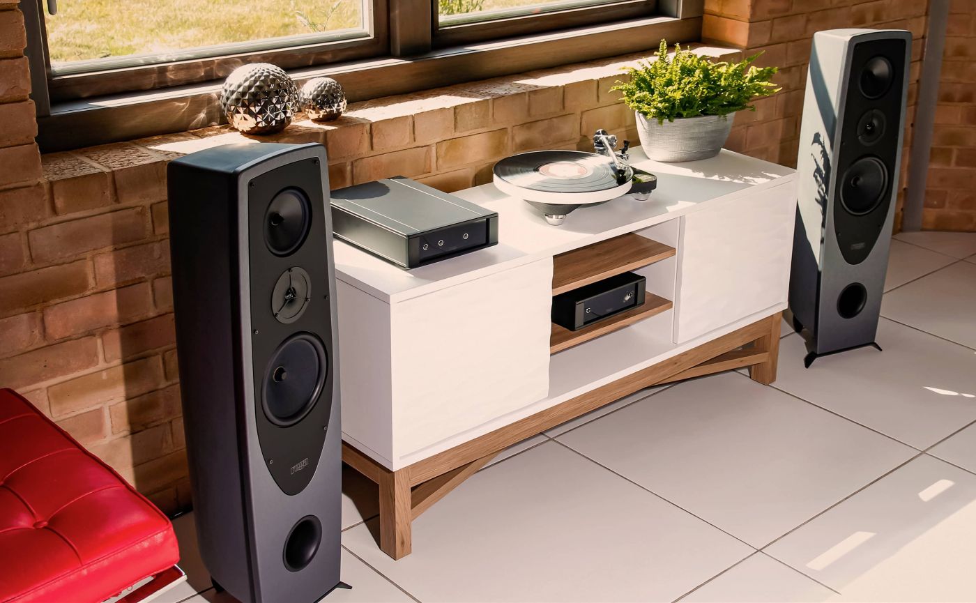 Rega Aya Pair of Floorstanding Loudspeakers (Click & Collect Only)
