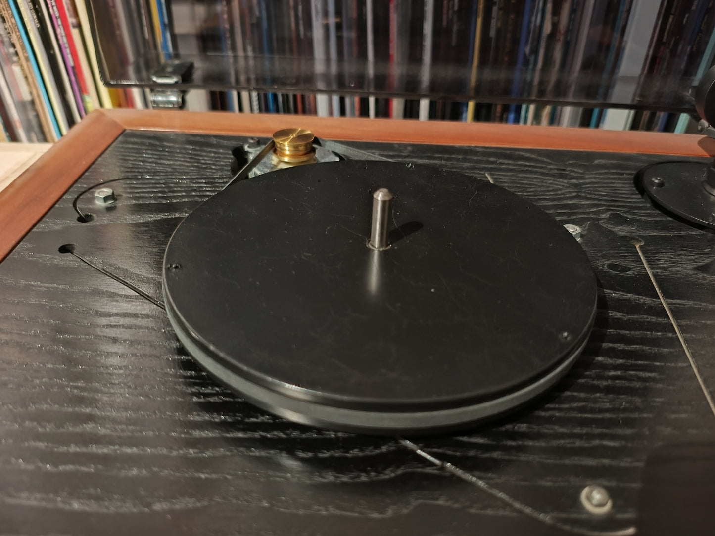 Origin Live Oasis turntable and (Rega BR250 based) tonearm (Click & Collect Only).