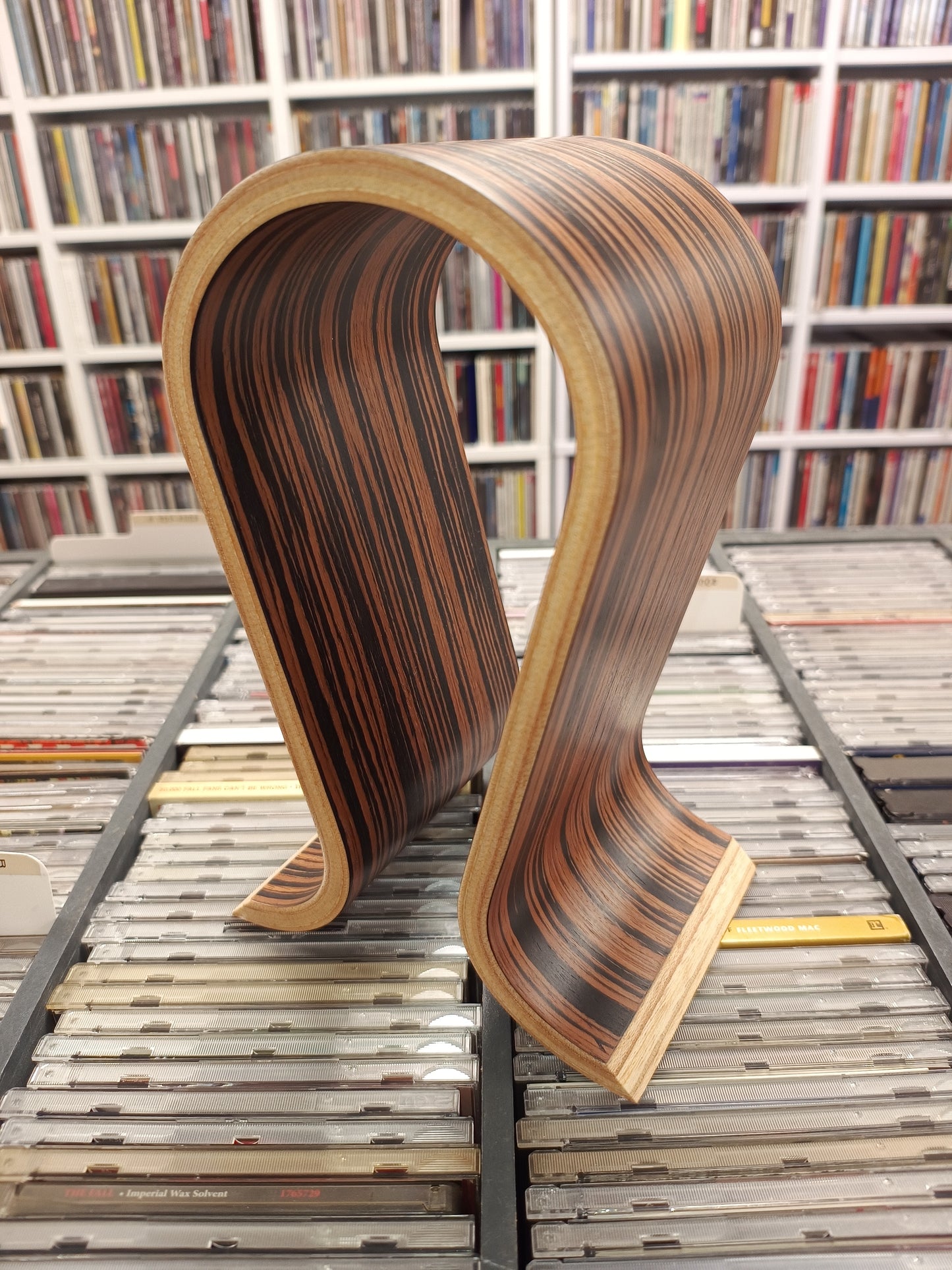 Sieveking Omega Headphone Stand Makassar *New Old Stock*