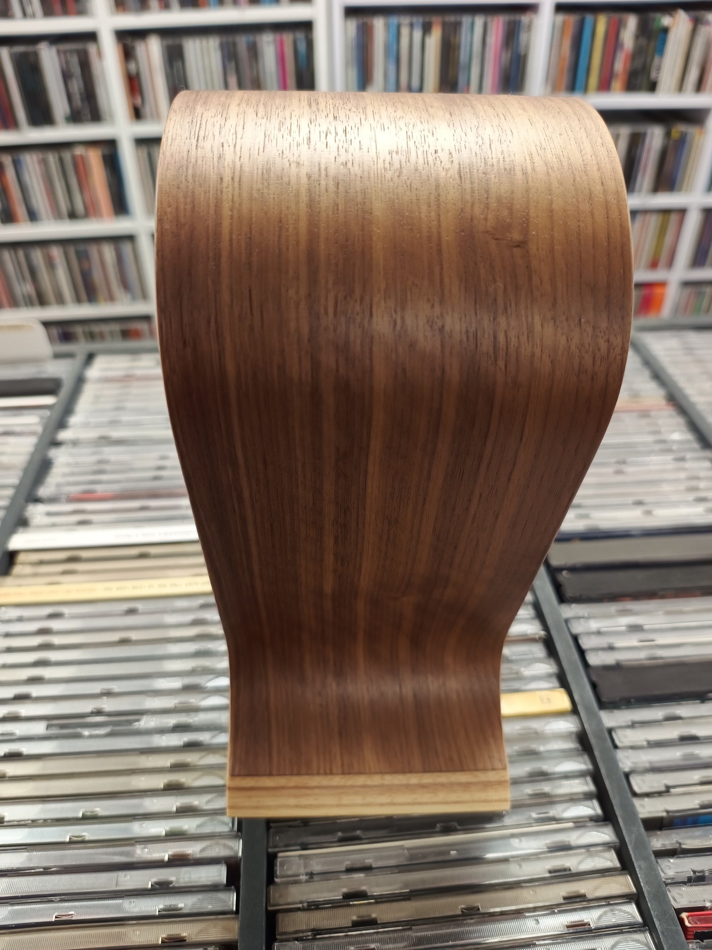 Sieveking Omega Headphone Stand Walnut *New Old Stock*