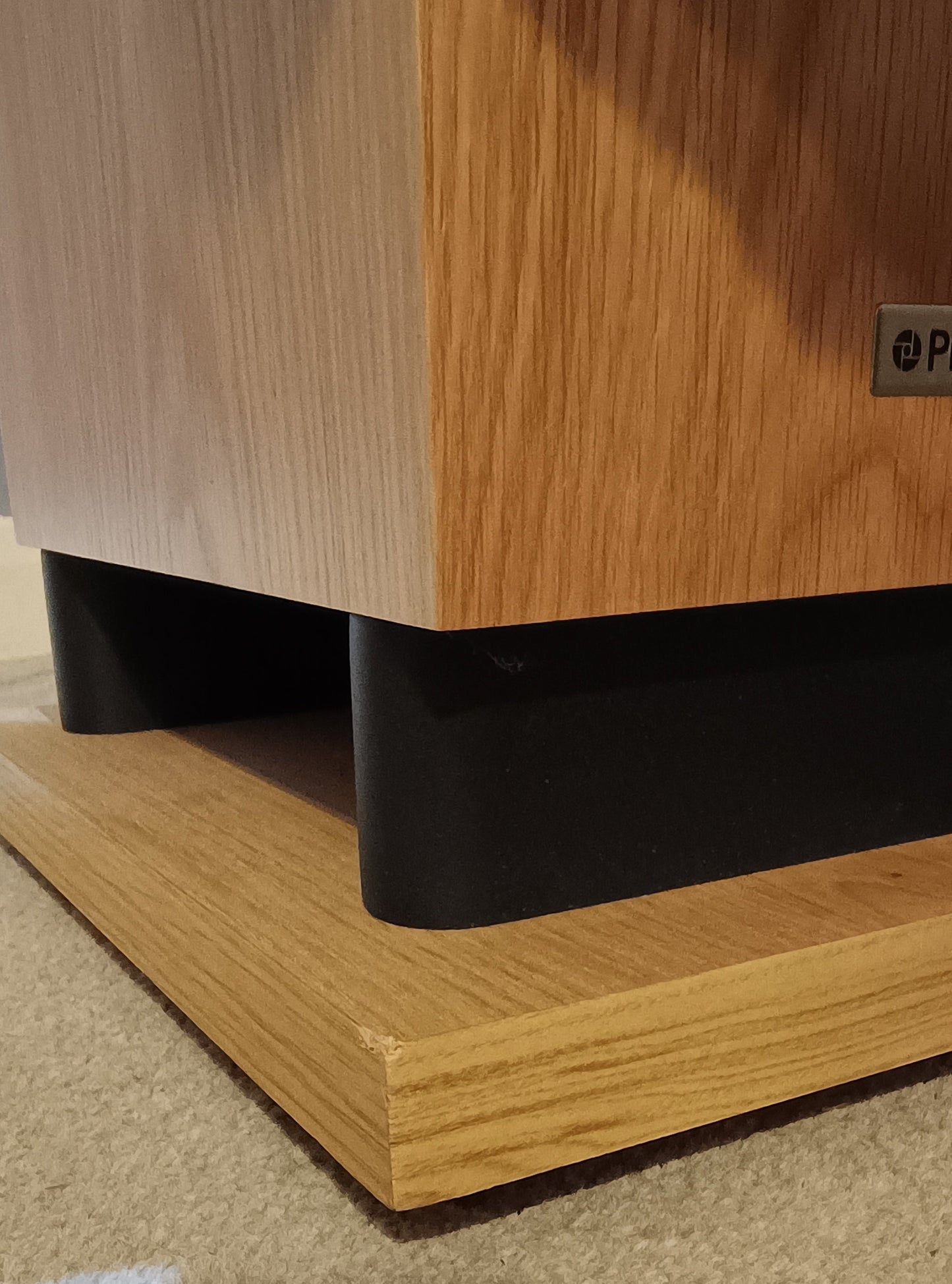 ProAc DT8 Floorstanding Speakers in Oak *Ex Demonstration*