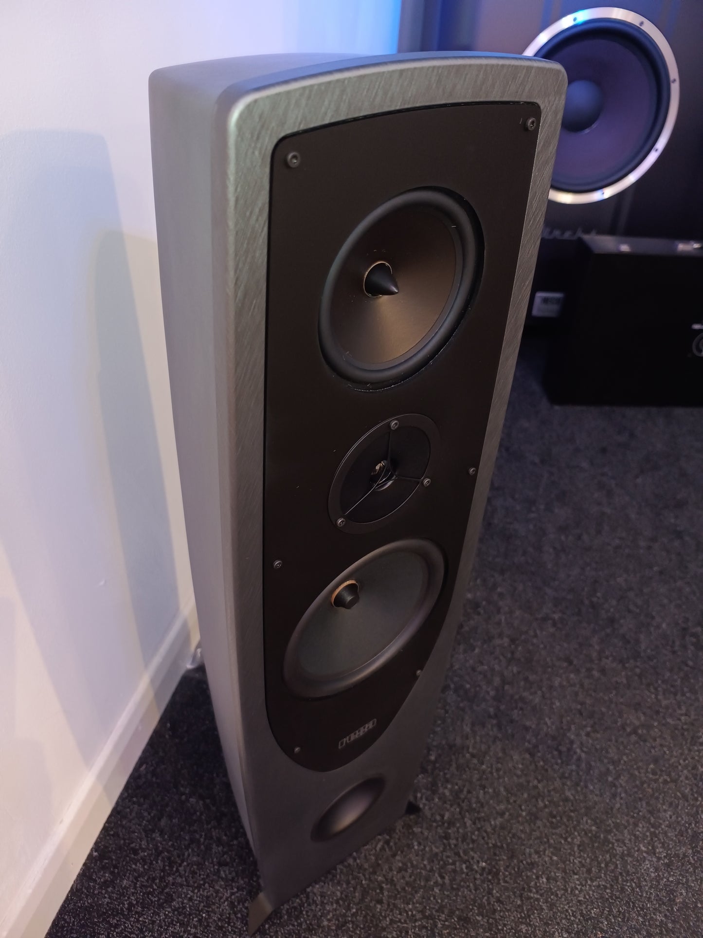 Rega Aya Pair of Floorstanding Loudspeakers (Click & Collect Only)