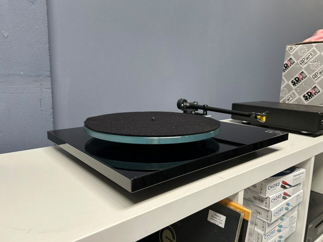 Rega Planar 3 with Exact cartridge in gloss black *Ex Demonstration* (Click & Collect only)