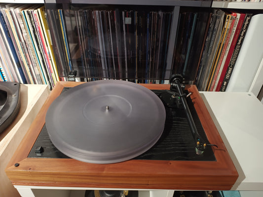 Origin Live Oasis turntable and (Rega BR250 based) tonearm (Click & Collect Only).