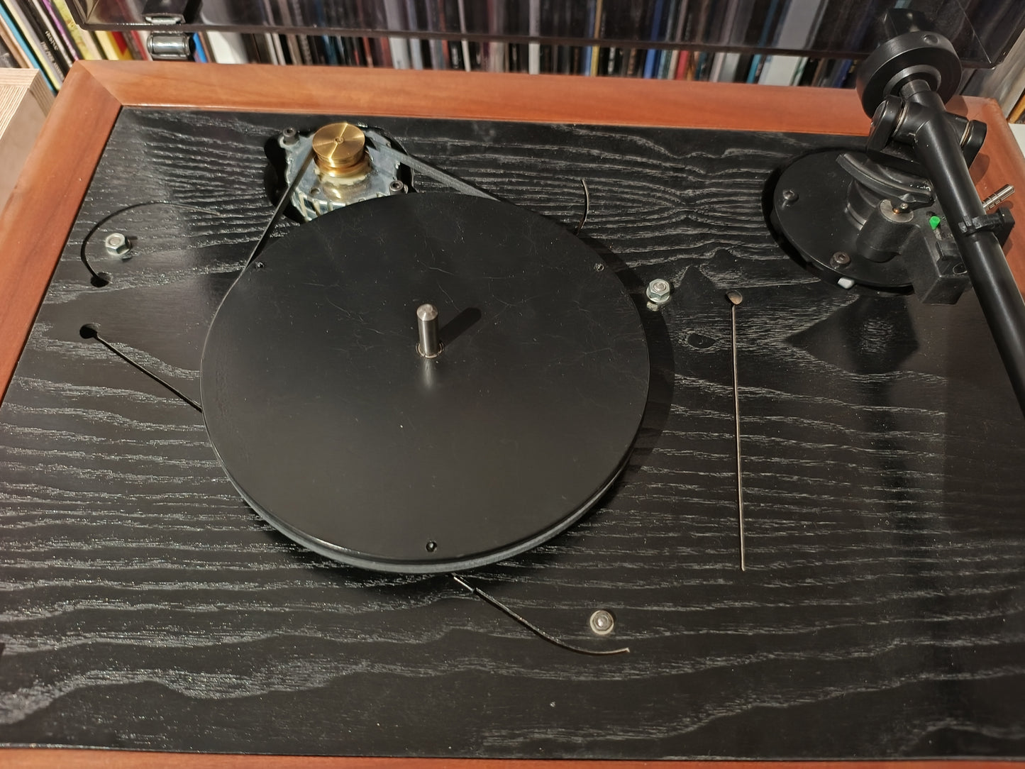 Origin Live Oasis turntable and (Rega BR250 based) tonearm (Click & Collect Only).