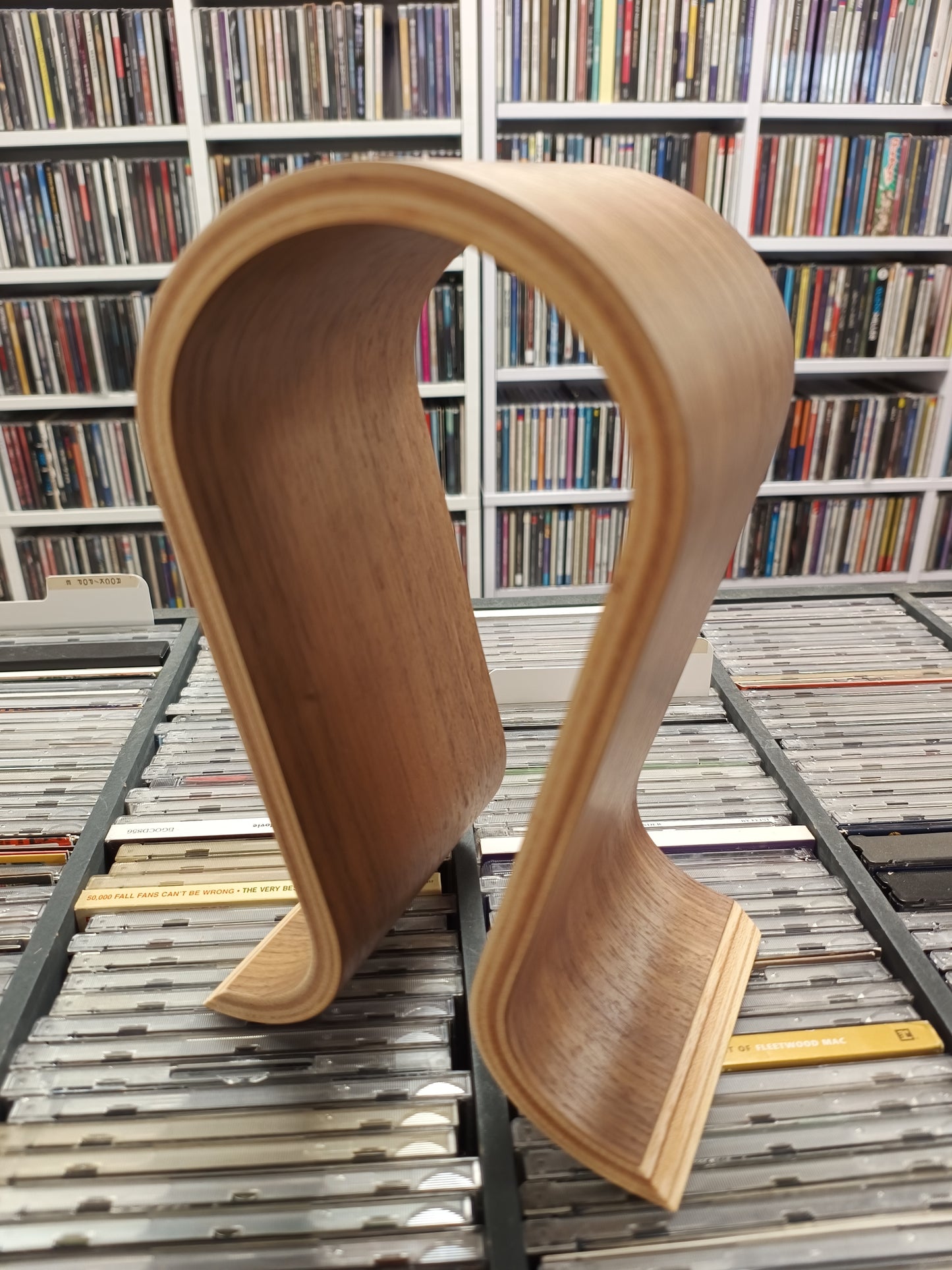 Sieveking Omega Headphone Stand Walnut *New Old Stock*