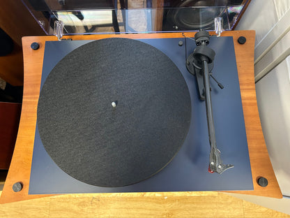 Pro-Ject Debut Carbon EVO Turntable in Satin Blue *Ex-Demonstration Stock*