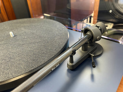 Pro-Ject Debut Carbon EVO Turntable in Satin Blue *Ex-Demonstration Stock*