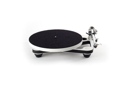 Rega Planar 10 Turntable (Click and Collect only)