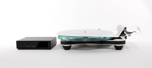 Rega Planar 8 Turntable (Click and Collect only)