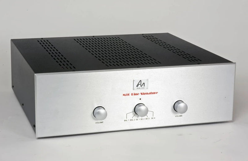 Audio Note M10 Signature Line Pre Amplifier – Deco Audio Shop
