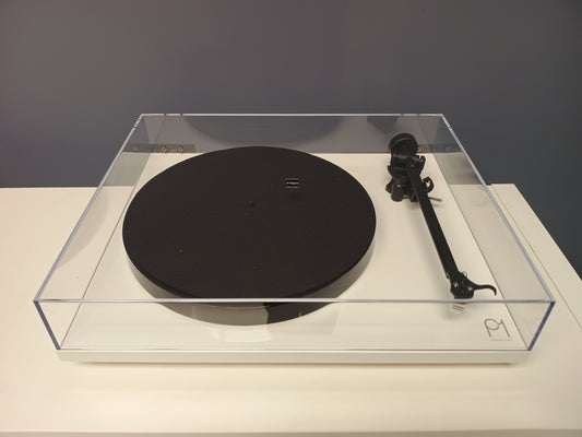 Rega Planar 1 Turntable in White (Used)