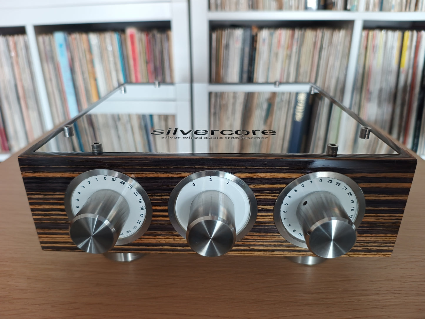 Silvercore 324 Silver wired TVC Pre Amplifier (Used)