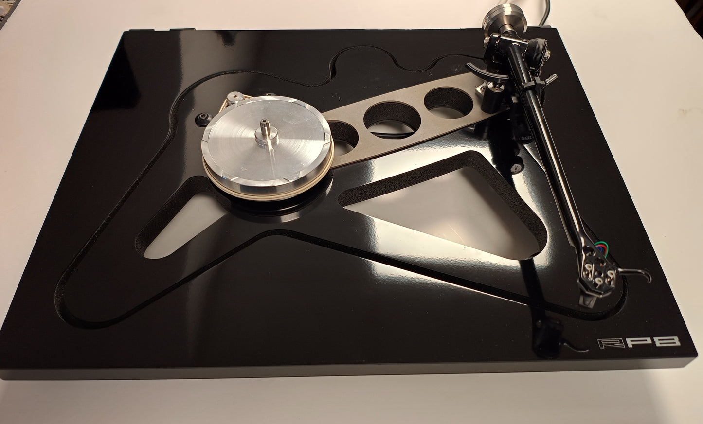 Rega RP8 with Apheta 2 MC Cartridge *Used Item*