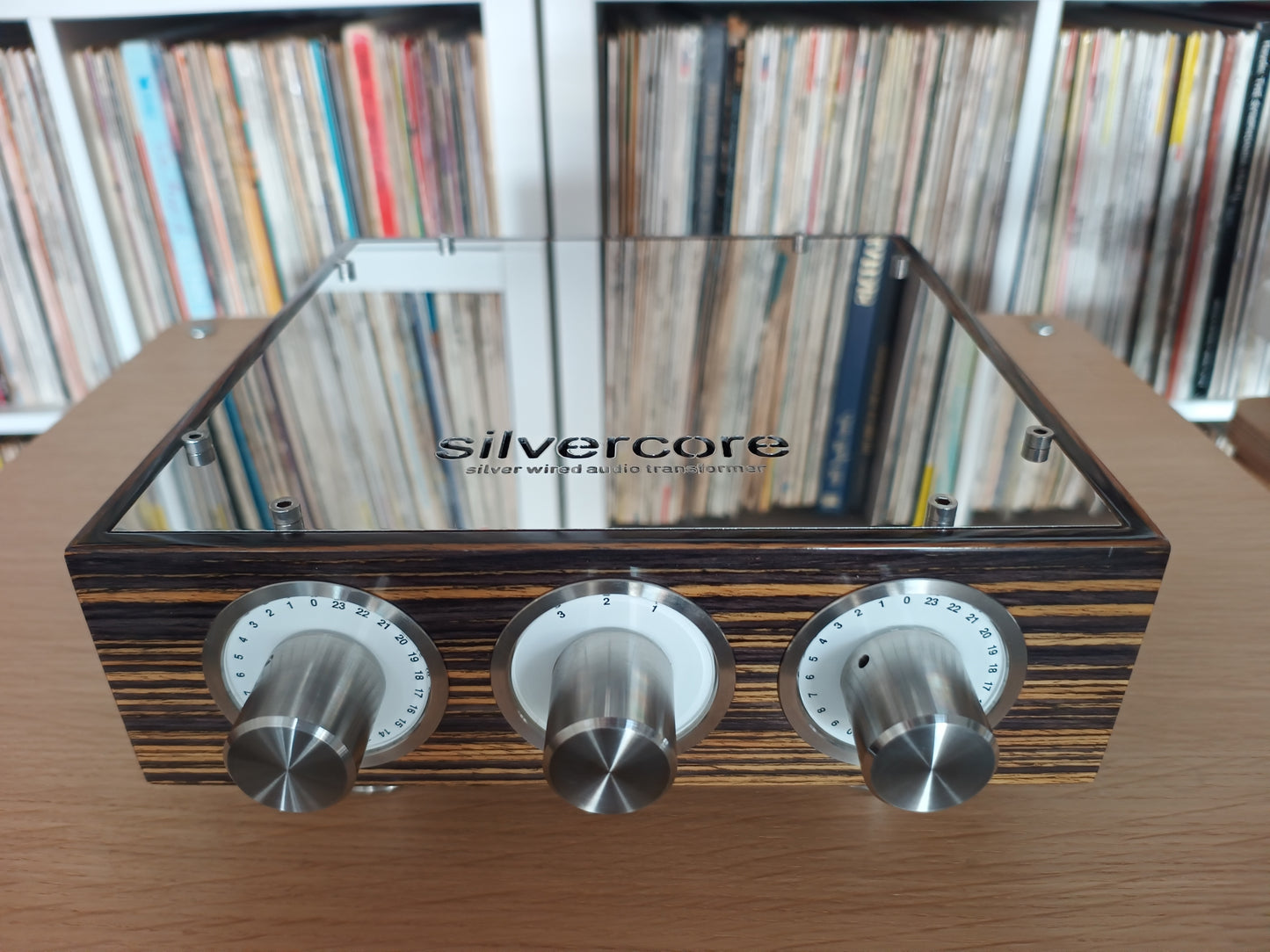 Silvercore 324 Silver wired TVC Pre Amplifier (Used)