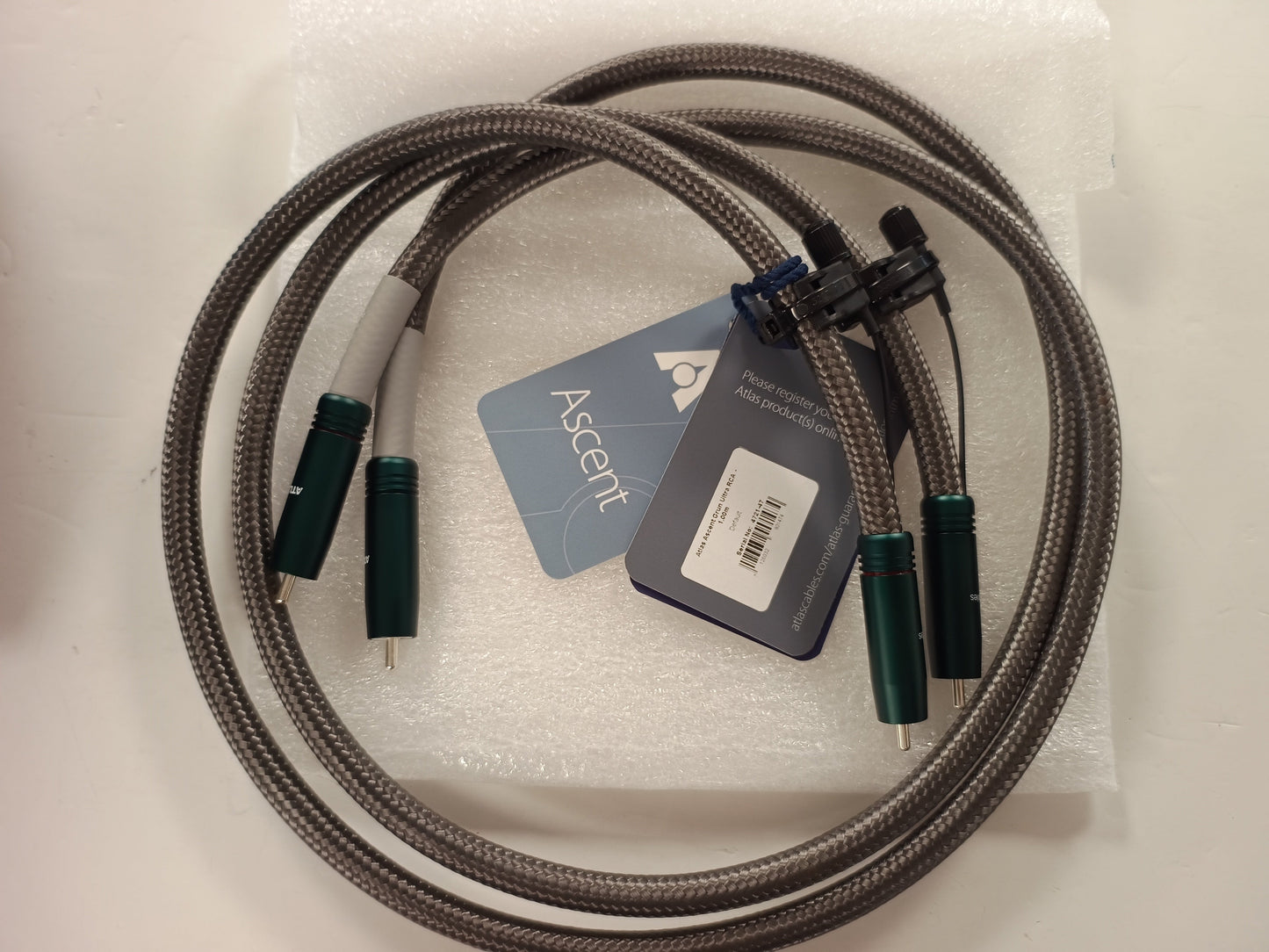 Atlas Ascent Grun Ultra 1m Interconnect Ex demonstration