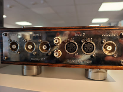 Silvercore 324 Silver wired TVC Pre Amplifier (Used)
