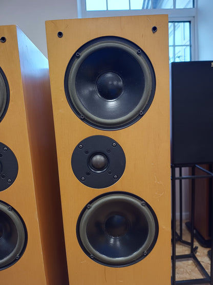 Living Voice Auditorium Avatar Speakers in Maple (Click & collect only)