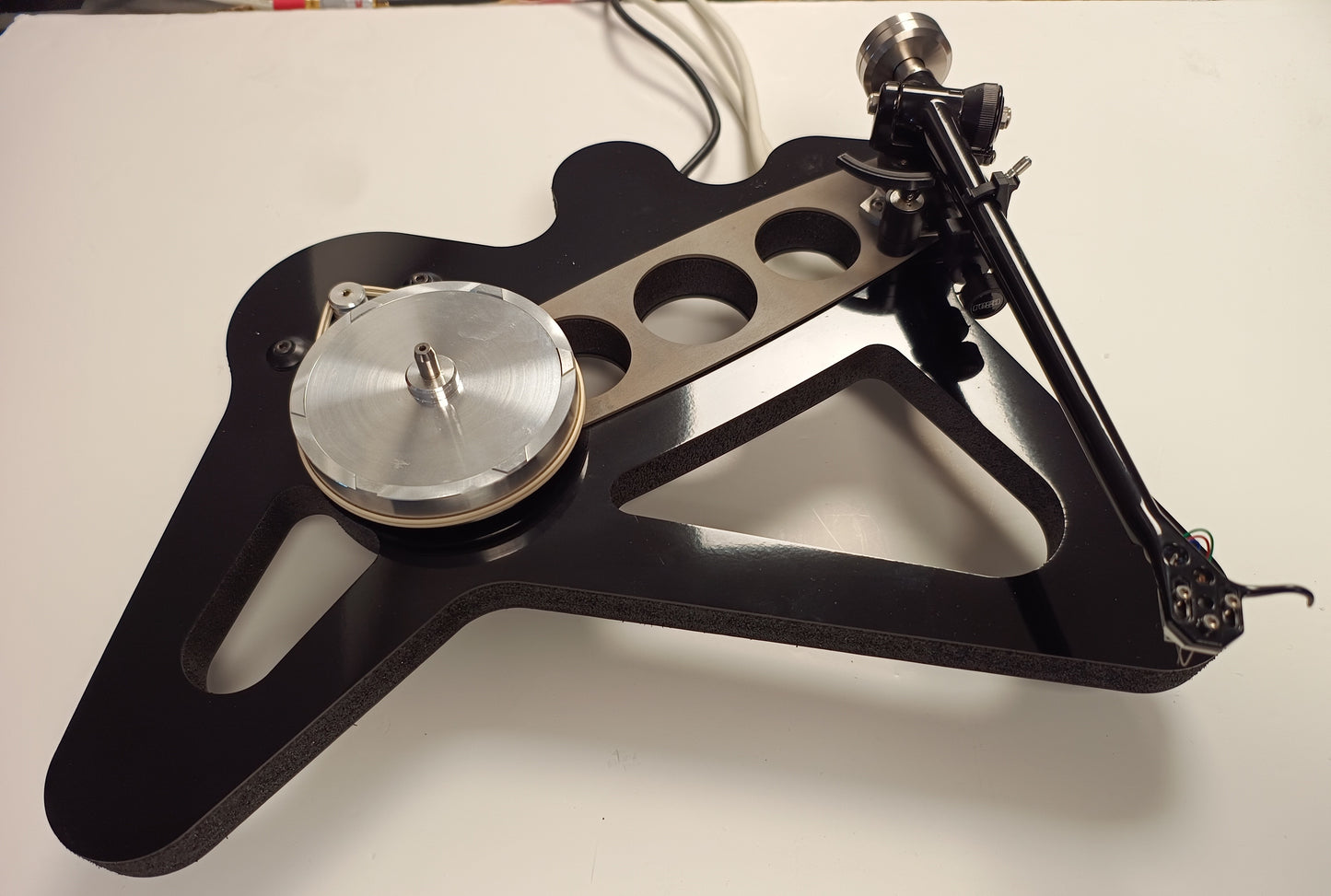 Rega RP8 with Apheta 2 MC Cartridge *Used Item*