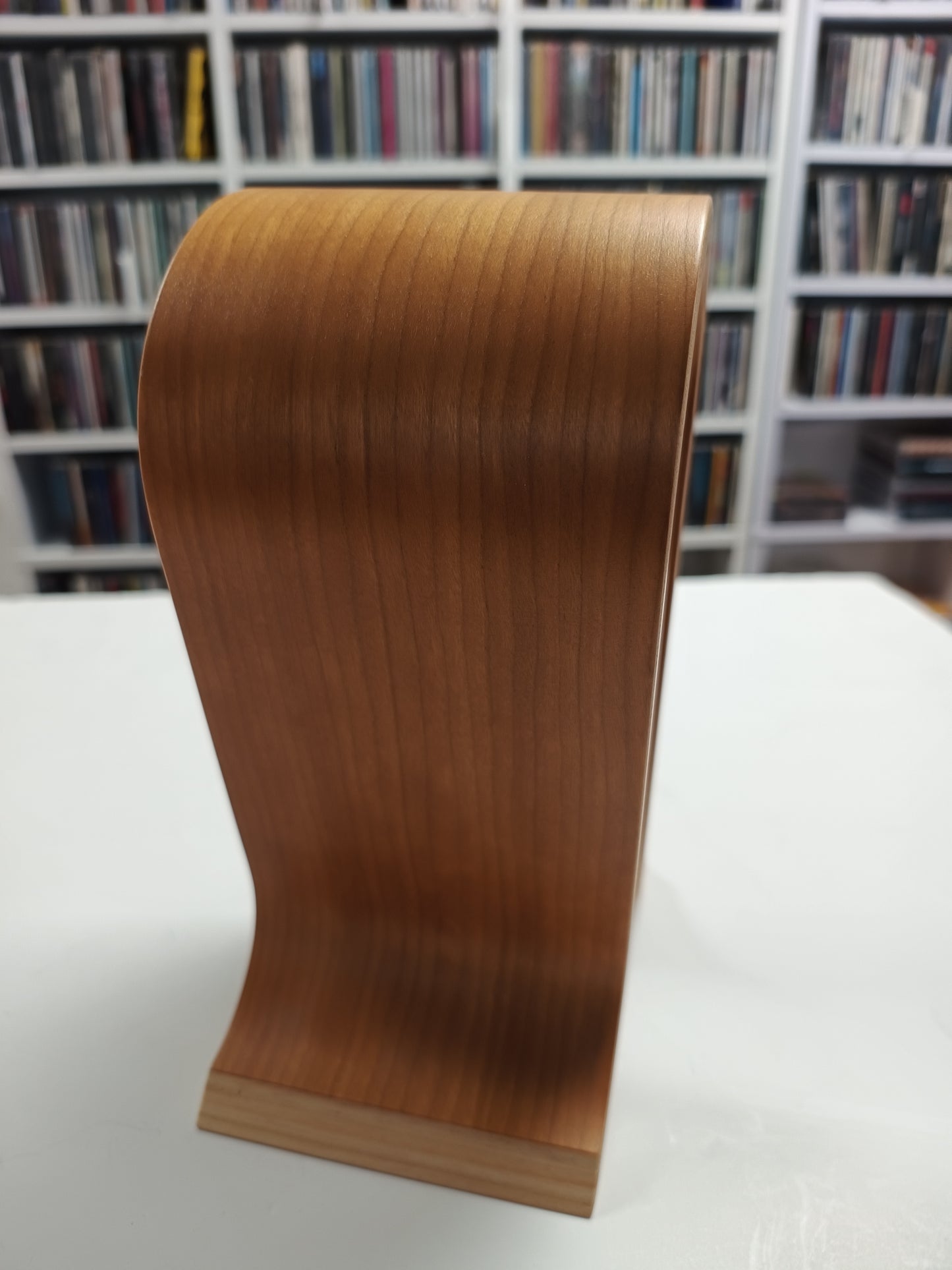 Sieveking Omega Headphone Stand Cherry *Ex display*