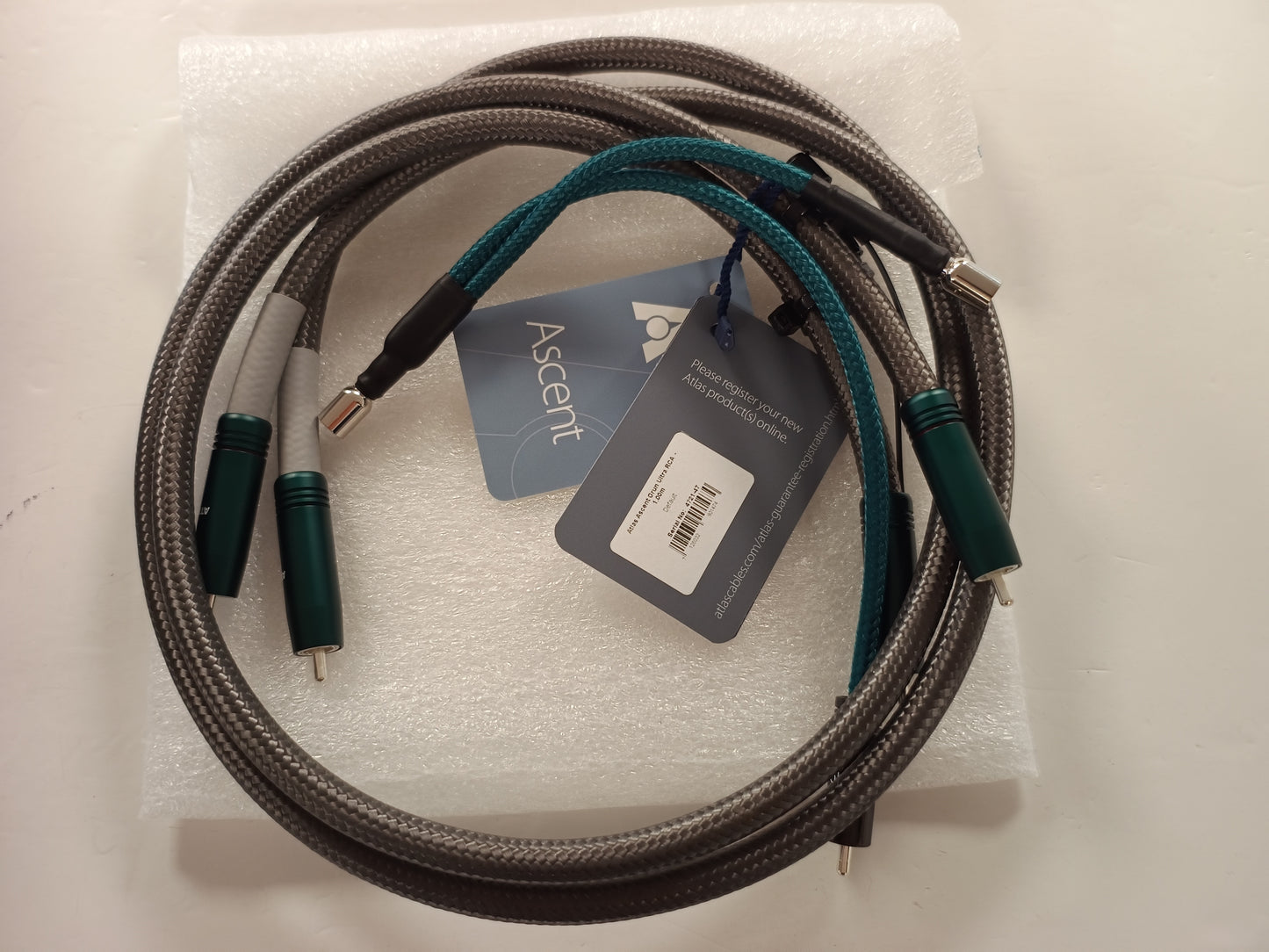 Atlas Ascent Grun Ultra 1m Interconnect Ex demonstration