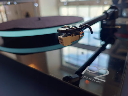Rega Planar 2 Turntable in Black (Used ) *Click and collect only*