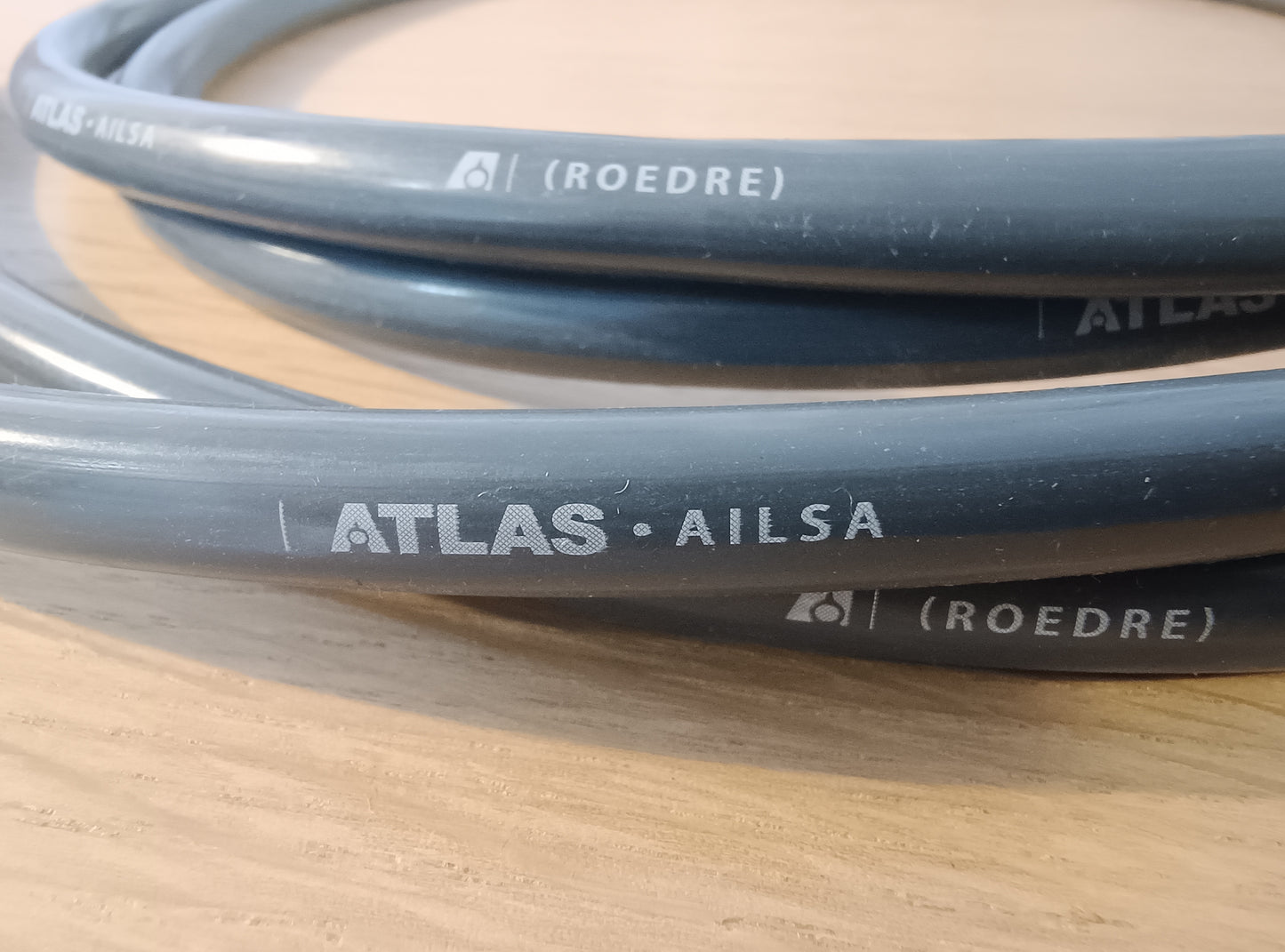 Atlas Ailsa Achromatic 1m Interconnect Cables (Ex Demonstration) RRP £424.50