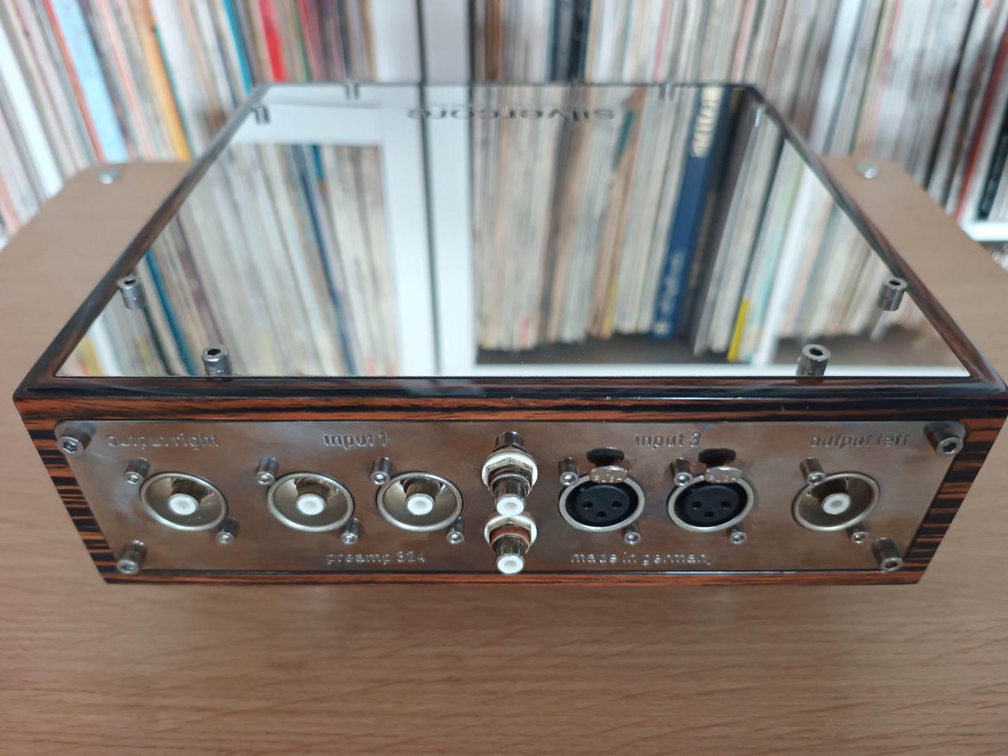 Silvercore 324 Silver wired TVC Pre Amplifier (Used)