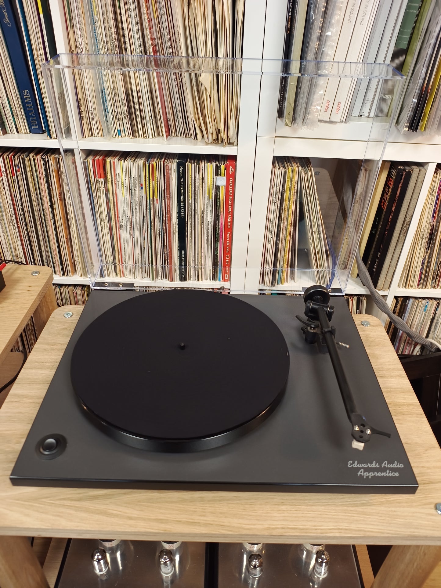 Edwards Audio Apprentice turntable *ex display*