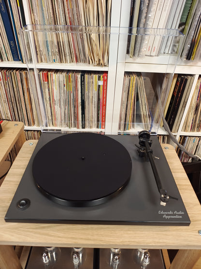 Edwards Audio Apprentice turntable *ex display*